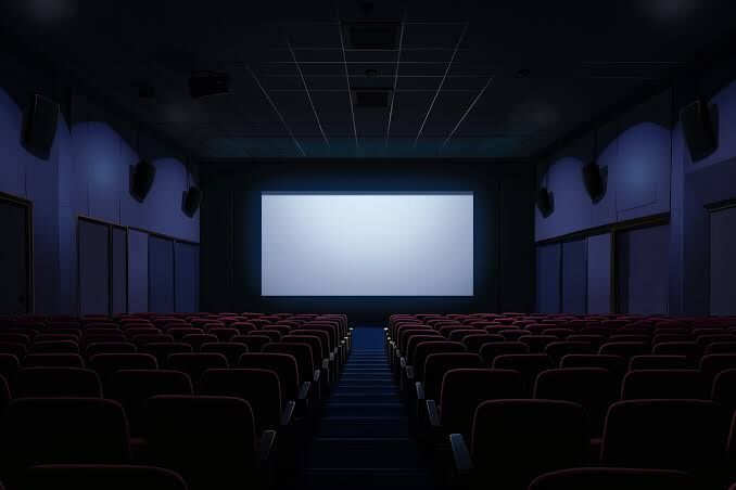 今日は映画を見に行こうかな♪
